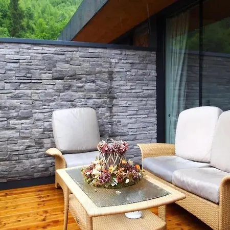 Contemporary Alpine In Neukirchen *