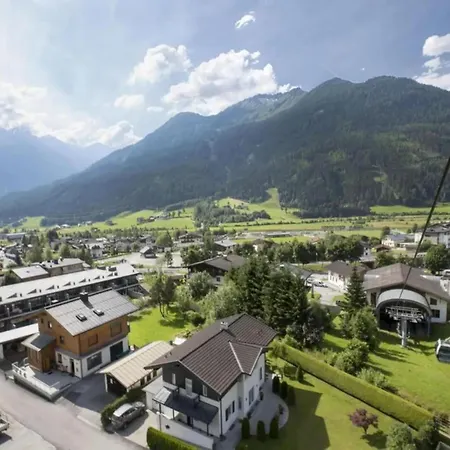 Contemporary Alpine In Neukirchen * Neukirchen am Grossvenediger