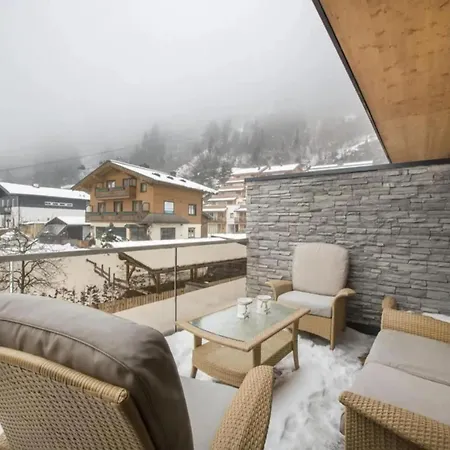 Contemporary Alpine In Neukirchen *